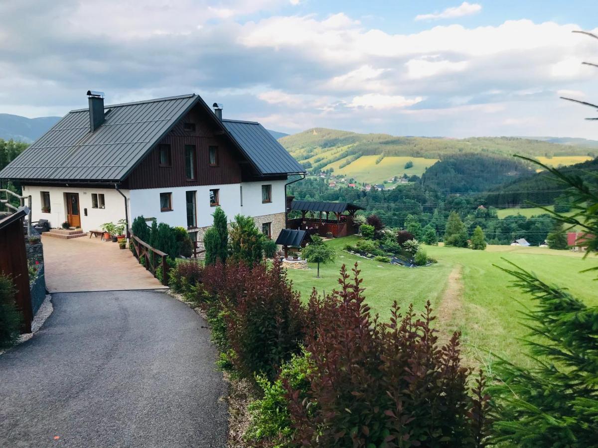 Na Planyrce Hotel Paseky nad Jizerou Luaran gambar