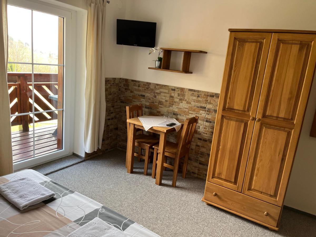 Na Planyrce Hotel Paseky nad Jizerou Luaran gambar